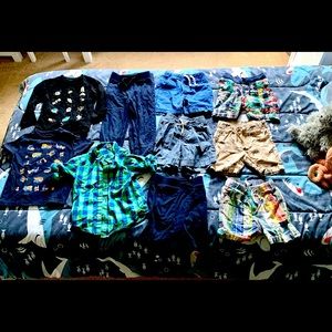 Gap 3T boys shorts and shirts! 11 pieces for one!!